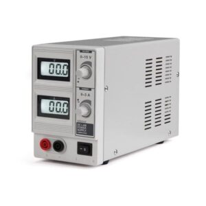 Alimentatore da laboratorio 0-15 V / 0-3 A